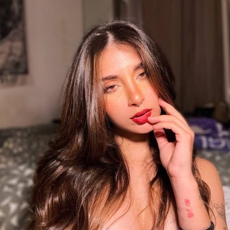 Foto di Catio Braccio (White essence), creator italiana su OnlyFans con contenuti esclusivi